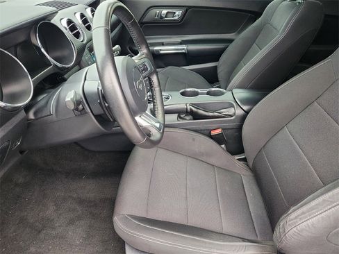 Used 2016 Ford Mustang Convertible w/ Equipment Group 051A image 8