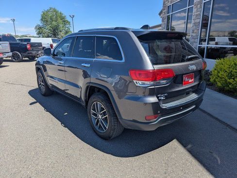 Used 2018 Jeep Grand Cherokee Limited AWD/4WD image 3