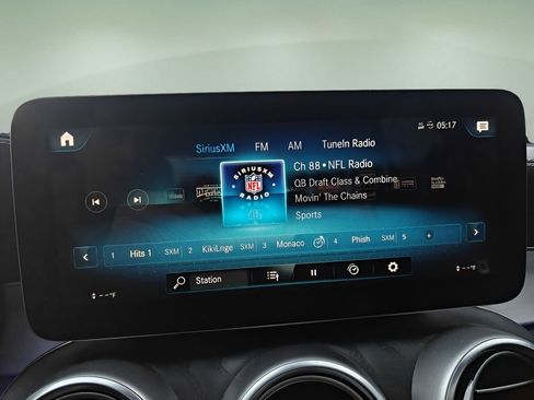 Used 2022 Mercedes-Benz GLC 300 4MATIC Coupe image 17