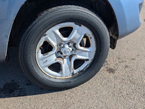 Used 2011 Toyota RAV4 4WD image 15