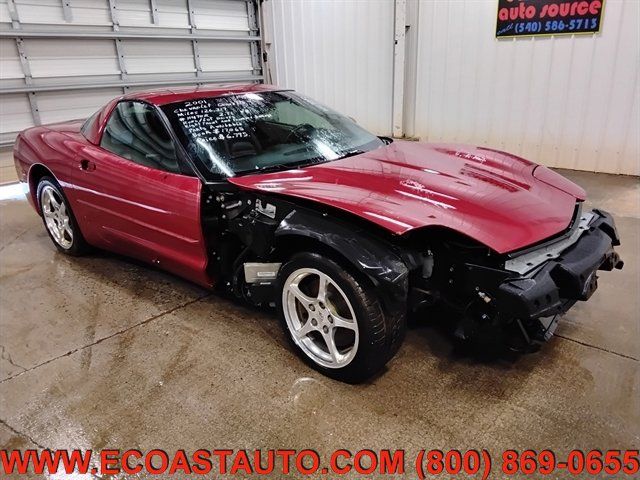 Used 2001 Chevrolet Corvette Coupe w/ Preferred Equipment Group2 RWD image 1