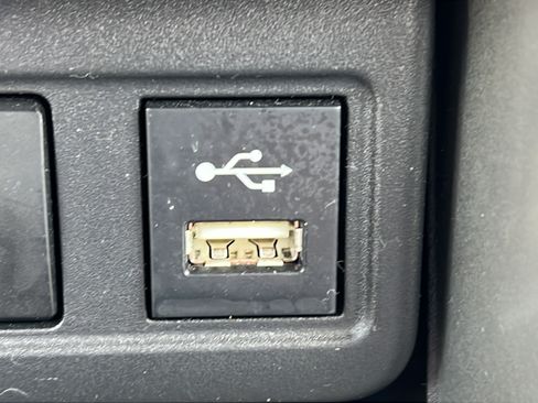 Used 2022 Toyota Corolla Cross L FWD image 17