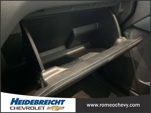 Used 2018 Chevrolet Colorado Z71 AWD/4WD image 26