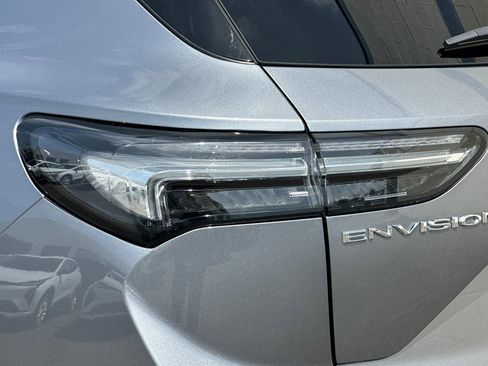 Certified 2022 Buick Envision Avenir w/ Technology Package II image 39