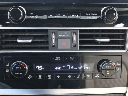 Used 2024 INFINITI QX80 Sensory w/ Cargo Package image 17