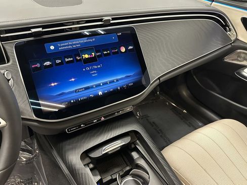 Certified 2024 Mercedes-Benz E 350 4MATIC Sedan image 30