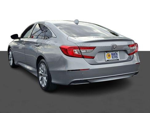 Used 2018 Honda Accord LX image 4