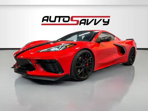 Used 2021 Chevrolet Corvette Stingray Premium Cpe w/ Z51 Performance Package RWD image 3
