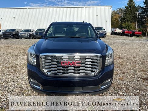 Used 2018 GMC Yukon SLT image 6