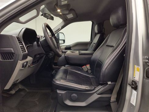 Used 2018 Ford F250 XLT image 4