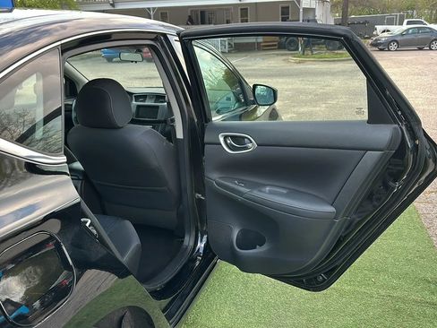 Used 2018 Nissan Sentra SV FWD image 20