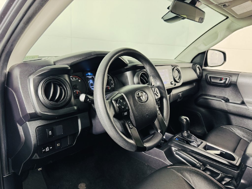 Used 2022 Toyota Tacoma SR w/ SR Convenience Package RWD image 9