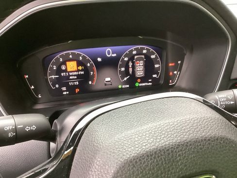 Used 2024 Honda Pilot Elite image 8