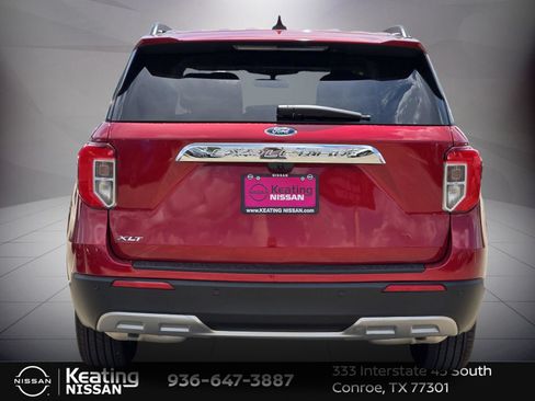 Used 2024 Ford Explorer XLT w/ Equipment Group 202A RWD image 7