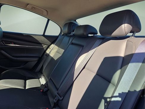 Used 2024 MAZDA MAZDA3 s image 19