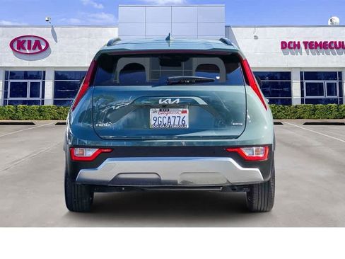 Certified 2023 Kia Niro EX image 5