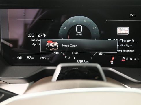 Used 2025 GMC Acadia Denali w/ Super Cruise Package image 16