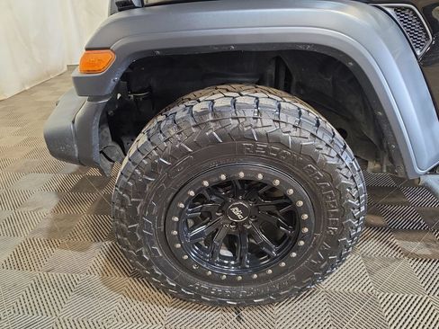Used 2024 Jeep Wrangler Unlimited Sport AWD/4WD image 18