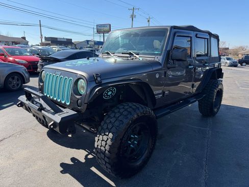 Used 2018 Jeep Wrangler Unlimited Sport S AWD/4WD image 7