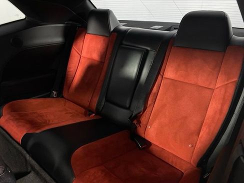 Used 2015 Dodge Challenger R/T Scat Pack RWD image 17