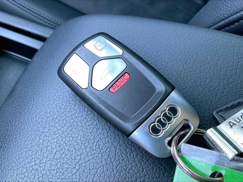 Used 2018 Audi Q5 2.0T Premium Plus w/ Premium Plus Package image 13