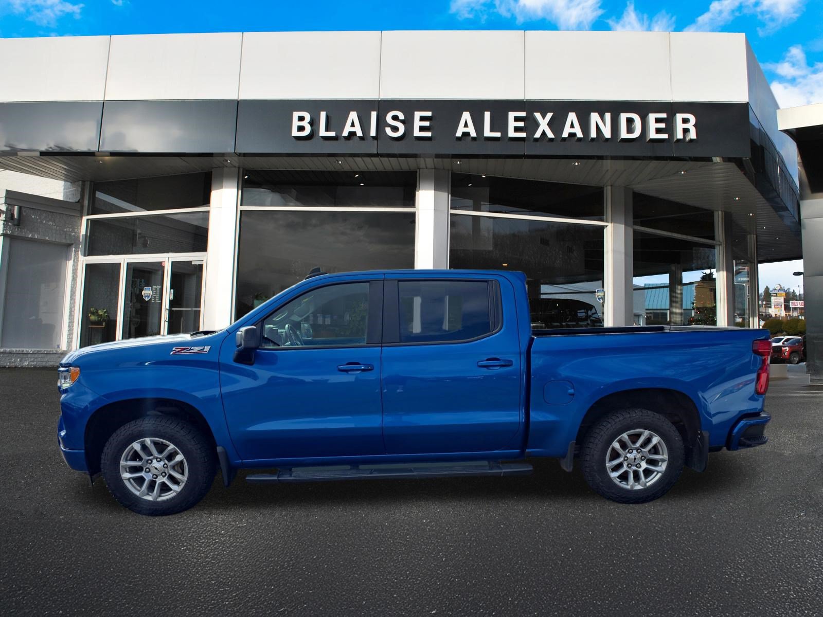 Used 2022 Chevrolet Silverado 1500 RST AWD/4WD image 8