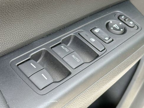 Used 2024 Honda CR-V EX image 18