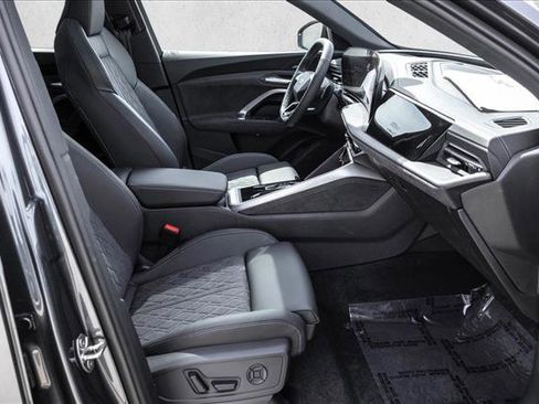 New 2026 Audi SQ5 Premium Plus AWD/4WD image 25