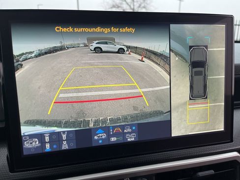 Used 2025 Toyota 4Runner Limited w/ Tow Technology Package image 25