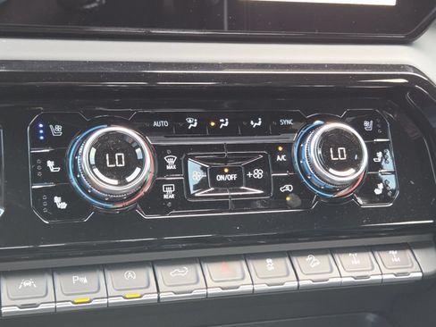 New 2026 GMC Sierra 1500 AT4X AWD/4WD image 38