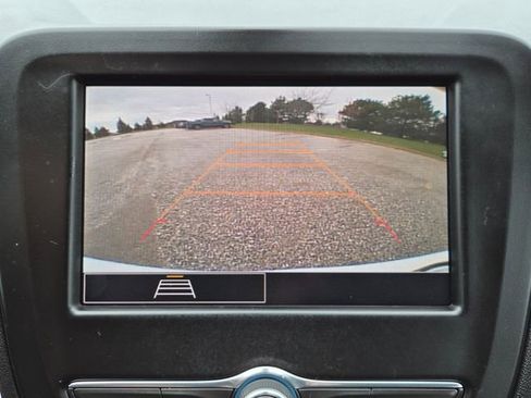 Used 2024 Chevrolet Equinox LT FWD image 26