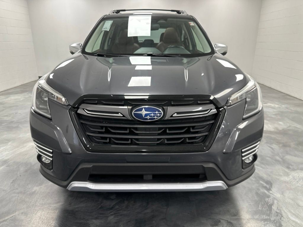 Used 2022 Subaru Forester Touring w/ Popular Package #2 AWD/4WD image 2
