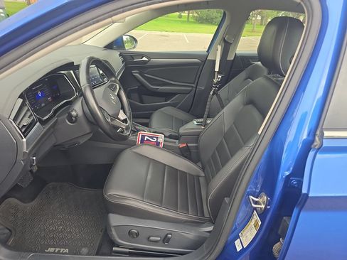 Used 2022 Volkswagen Jetta SE FWD image 10