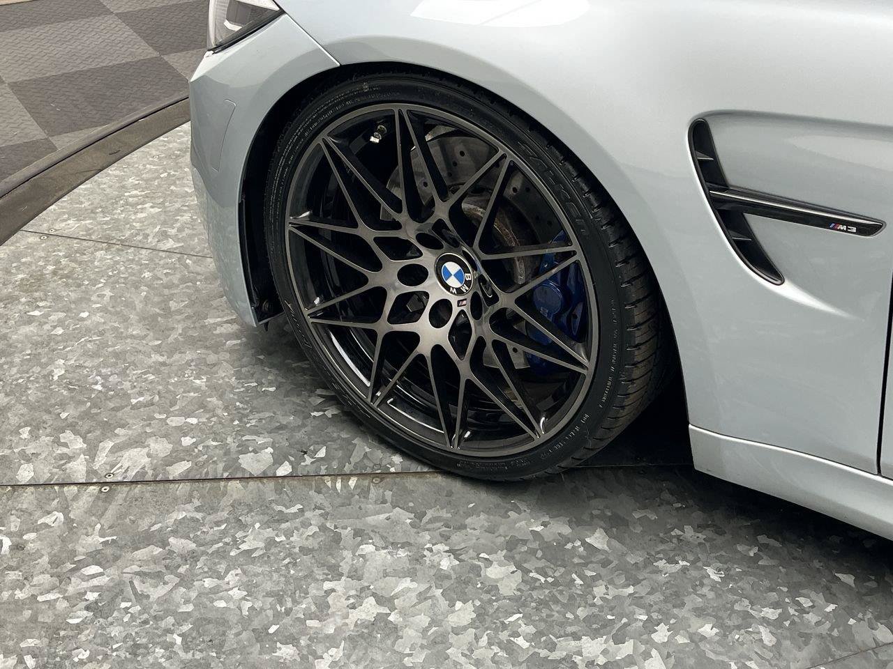Used 2018 BMW M3 RWD image 30