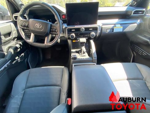 New 2026 Toyota 4Runner TRD Off-Road Premium w/ Tow Technology Package AWD/4WD image 25