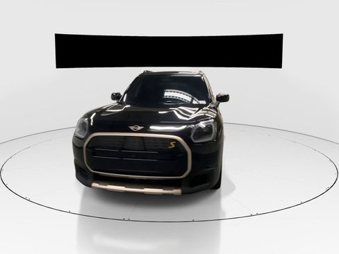 Used 2025 MINI Cooper Countryman SE w/ Comfort Package Max AWD/4WD image 3