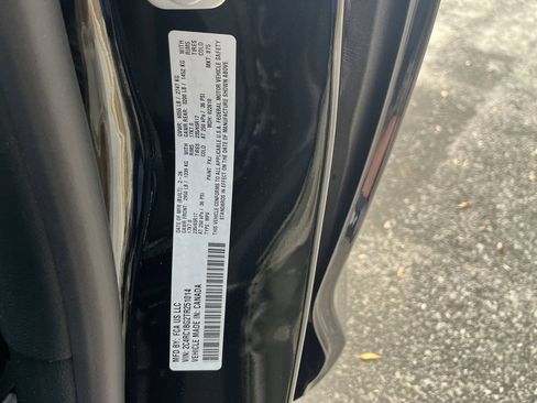 New 2026 Chrysler Pacifica Select FWD image 33