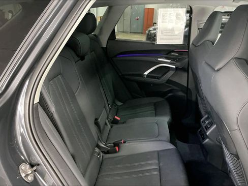 Used 2025 Audi Q5 Premium Plus w/ Premium Plus image 29