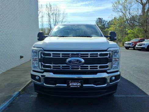 Used 2025 Ford F250 XLT w/ FX4 Off-Road Package image 2