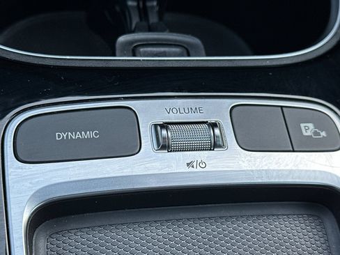 Used 2025 Mercedes-Benz CLA 250 image 31