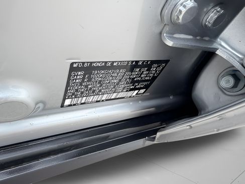 Certified 2026 Honda HR-V LX image 32