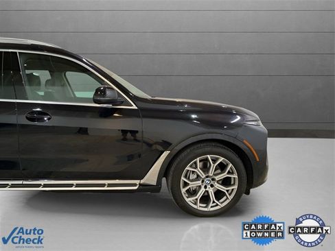 Used 2024 BMW X7 xDrive40i w/ Premium Package image 11