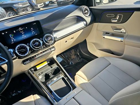 New 2026 Mercedes-Benz GLB 250 4MATIC image 29