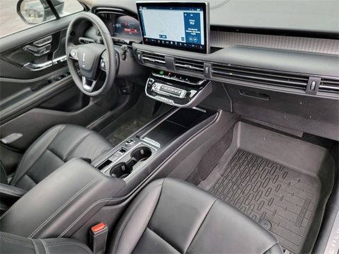 Certified 2024 Lincoln Corsair AWD w/ Equipment Group 101A image 25