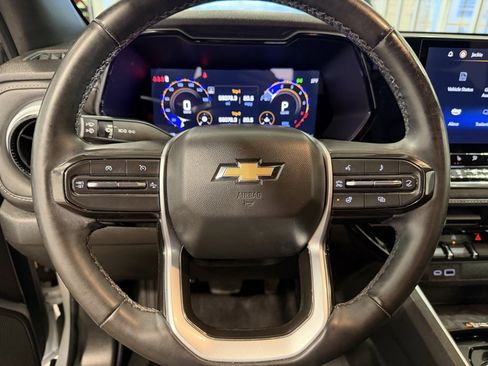 Used 2024 Chevrolet Colorado LT w/ LT Convenience Package III image 24