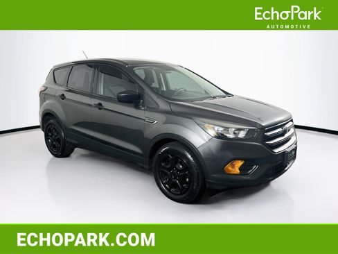 Used 2018 Ford Escape S FWD image 1