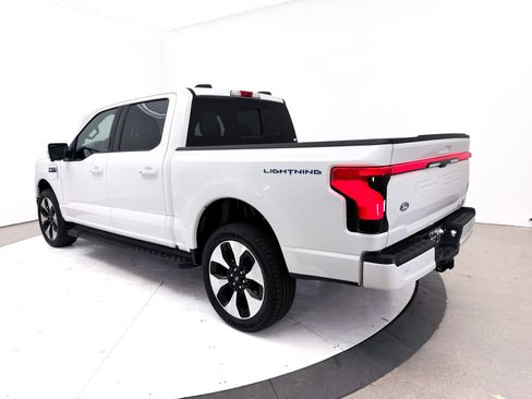 Used 2025 Ford F150 Lightning Platinum AWD/4WD image 16