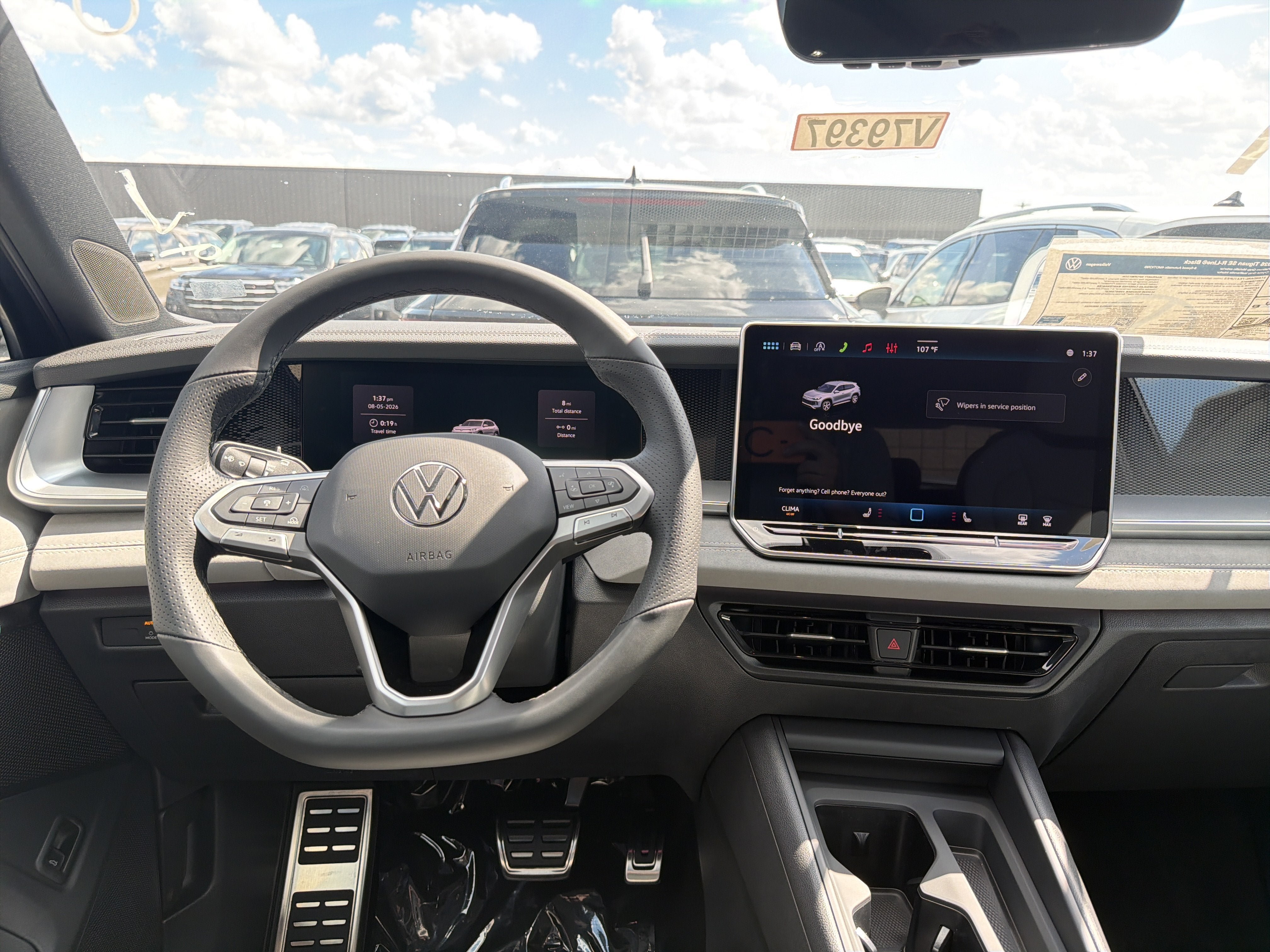 New 2026 Volkswagen Tiguan SE R-Line AWD/4WD image 12
