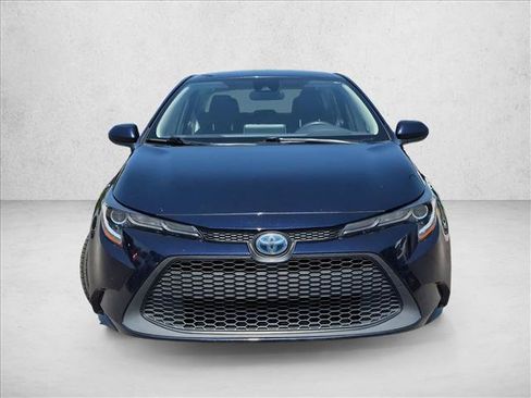 Used 2020 Toyota Corolla LE w/ Carpet Mat Package (TMS) FWD image 2