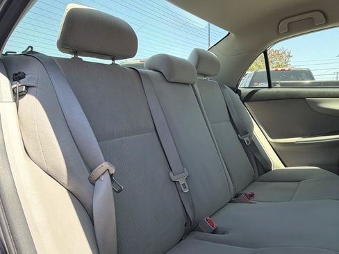 Used 2011 Toyota Corolla LE FWD image 23